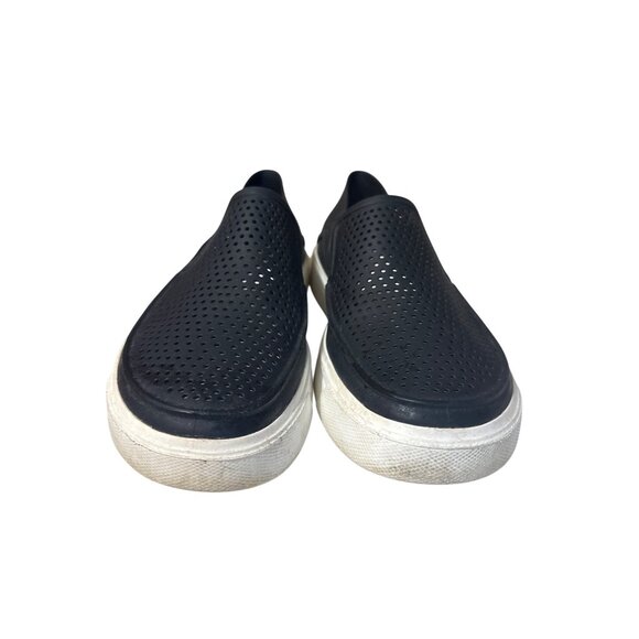 Crocs womens 8 Black Perforated Slip-On Casual Shoes Rubber Sole Lightweight - Picture 2 of 5